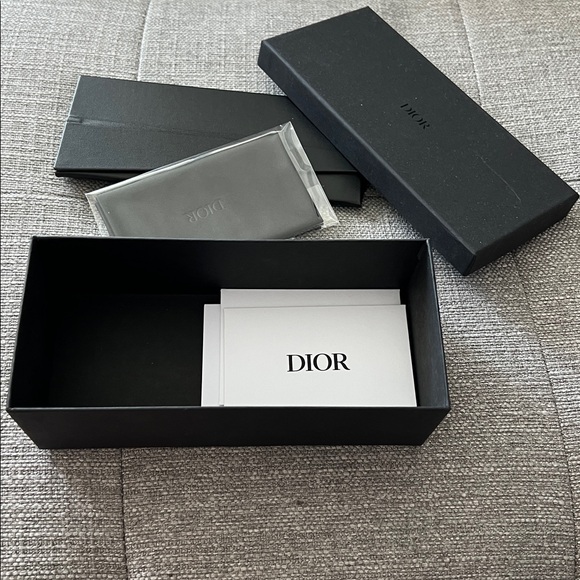 Authentic Christian Dior Wildior Sunglasses - Picture 13 of 13